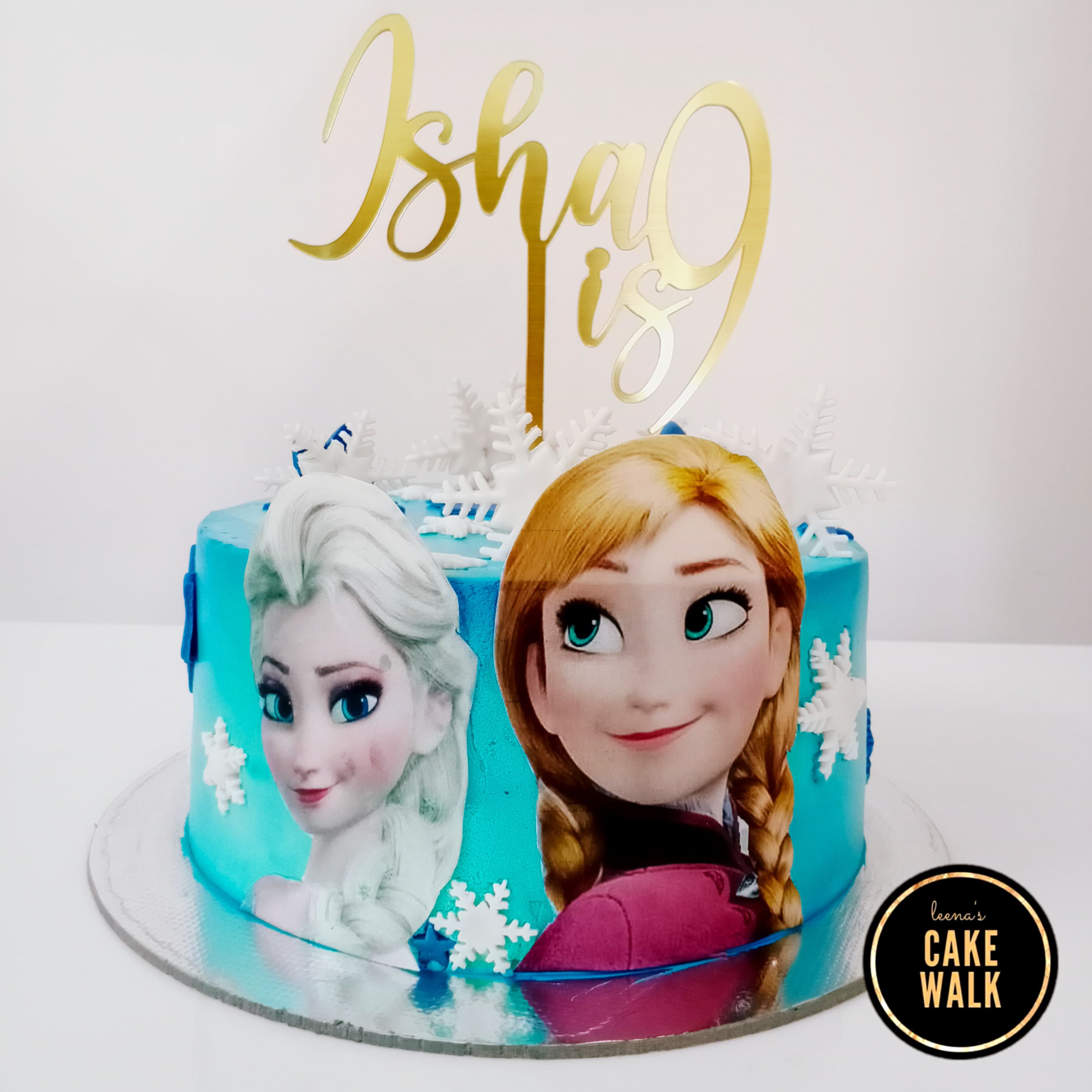 Elsa & Anna - Chocolate Cake